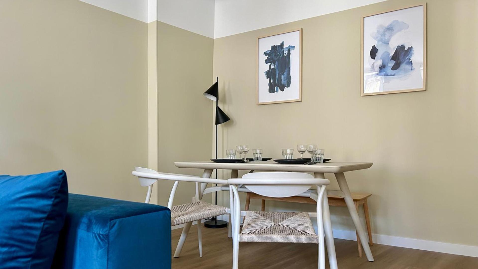 Charlie Blue Nevers Exterior foto